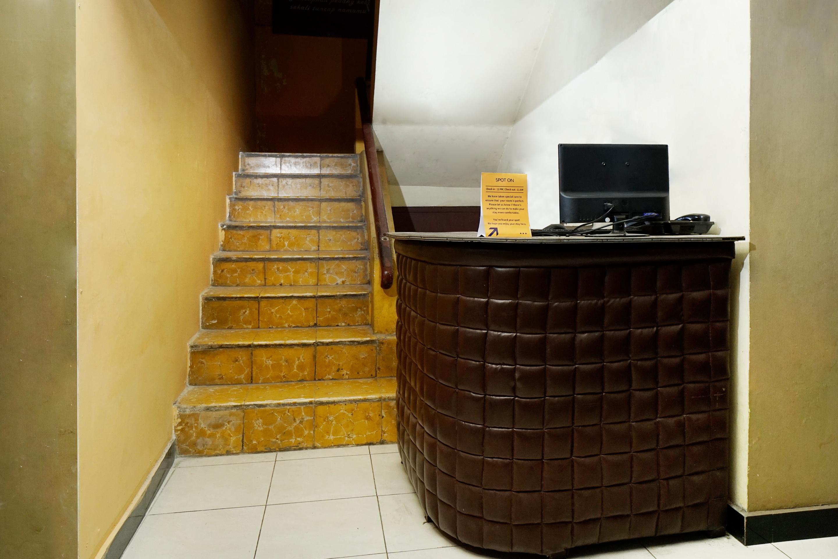 Hotel Pelangi Hs Ngabean Exterior photo