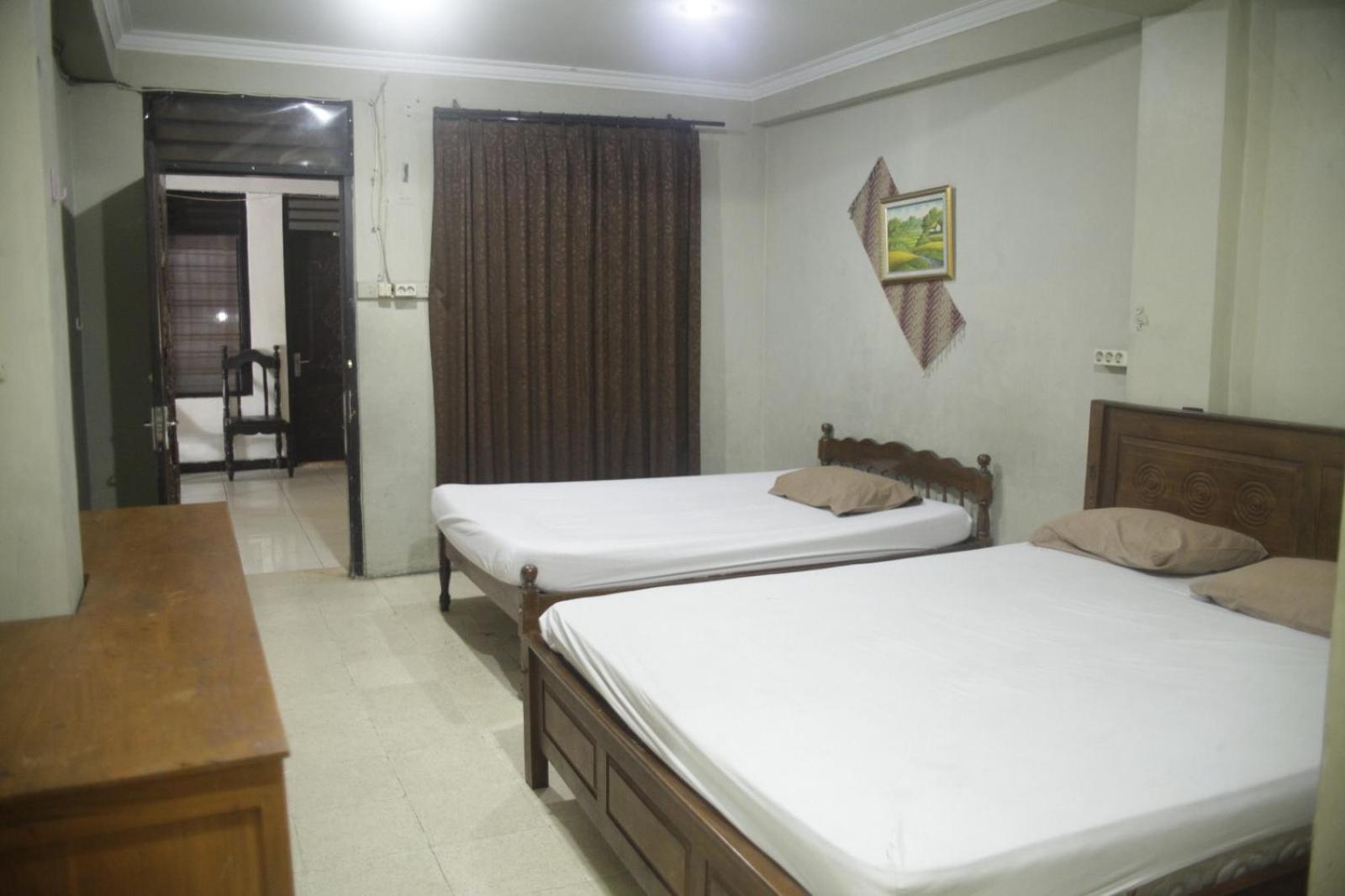 Hotel Pelangi Hs Ngabean Exterior photo